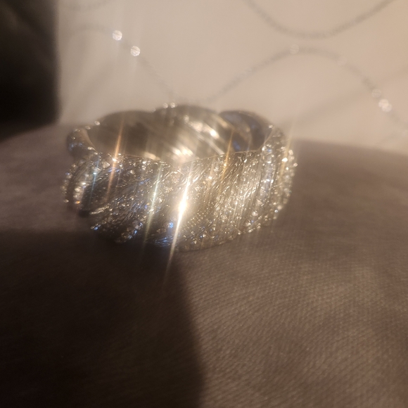 EUC braided hinge bangle with rhinestones - Picture 3 of 6